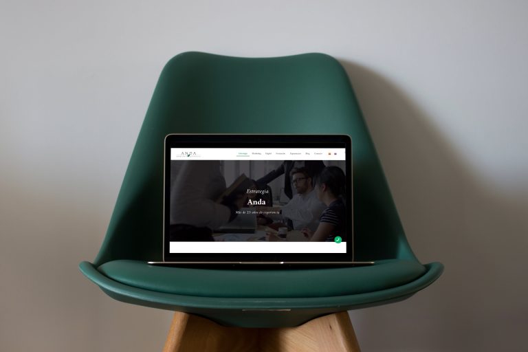 Pàgina web corporativa per a empresa de serveis de marketing a tot Catalunya